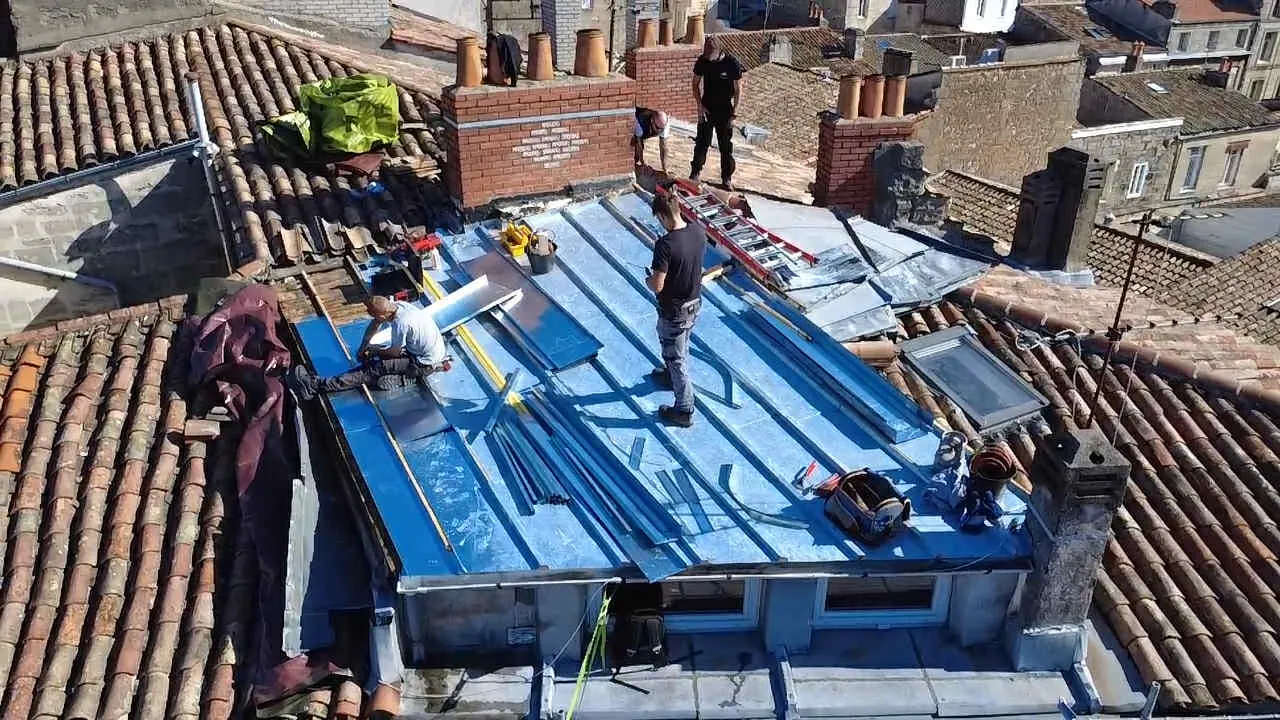 Toit plat en membrane EPDM à Le Bouscat